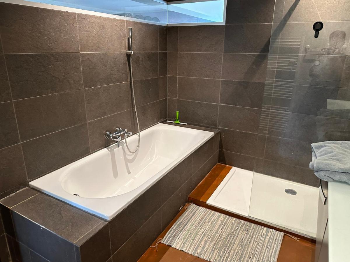 Clam，Grand Apartment In Uccle Bruselas Exterior foto